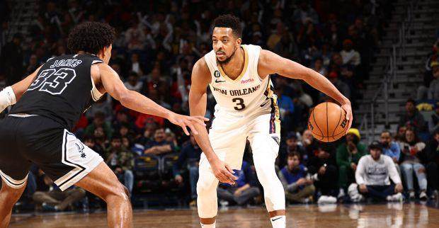 双星缺阵麦科勒姆挑起大梁 末节19分助鹈鹕止连败